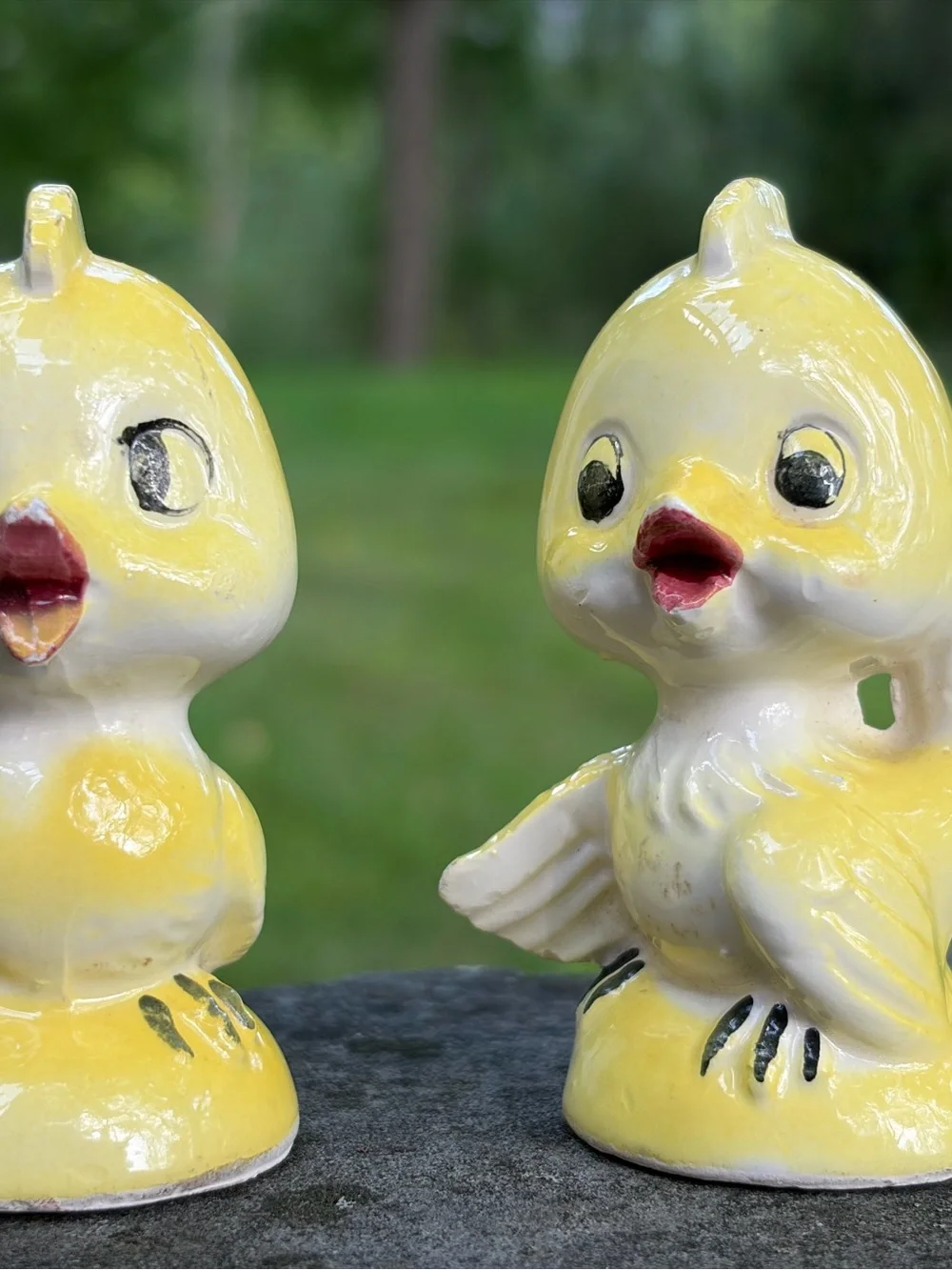 Vintage Norcrest Anthropomorphic Yellow Birds Ceramic Salt & Pepper Shakers Set
